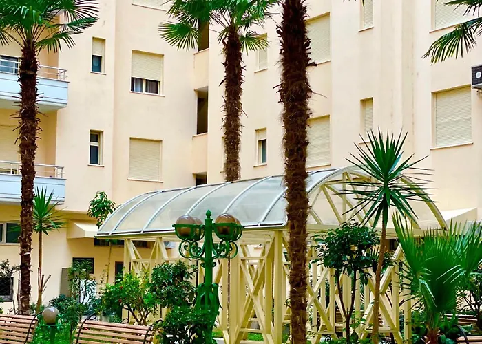 Apartment Seaside Stay-private Parking-prime Location Vlore