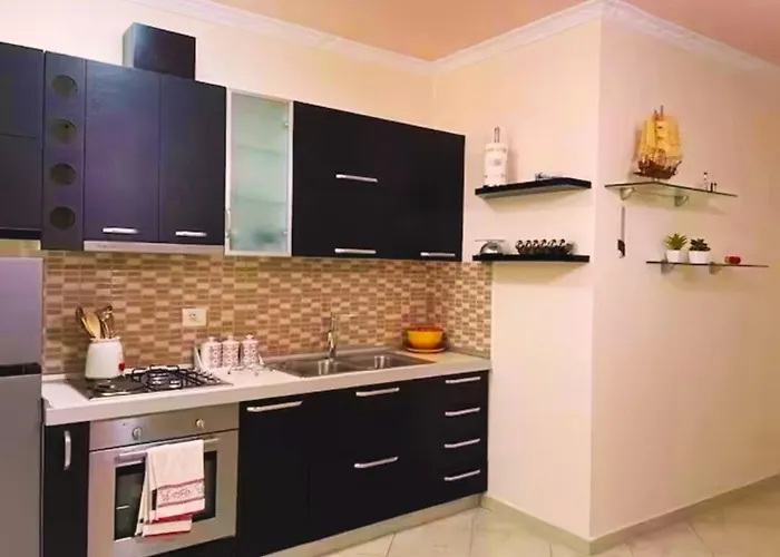 Apartment Seaside Stay-private Parking-prime Location *