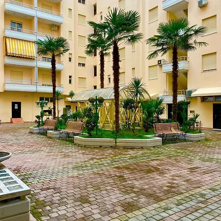Apartament Seaside Stay-private Parking-prime Location