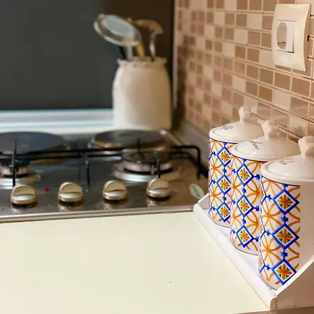 Seaside Stay-private Parking-prime Location Apartament *