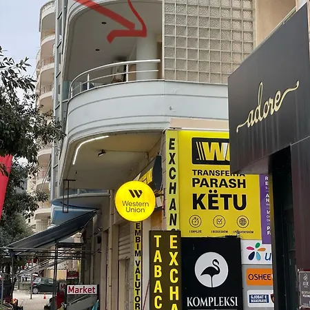 Seaside Stay-private Parking-prime Location Apartament